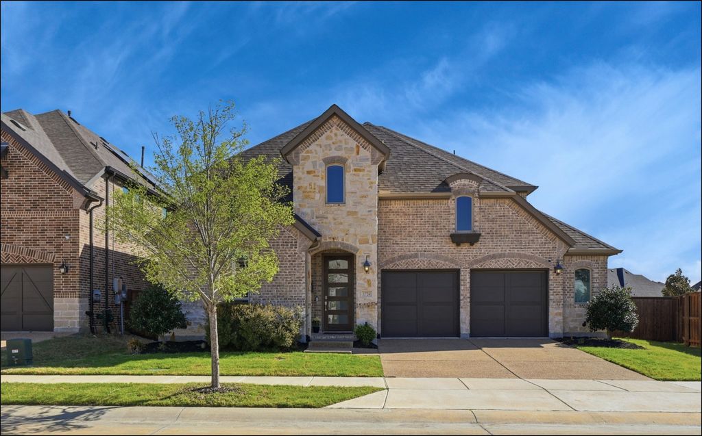 1724 Sir Dustin Lane, Carrollton, TX 75010