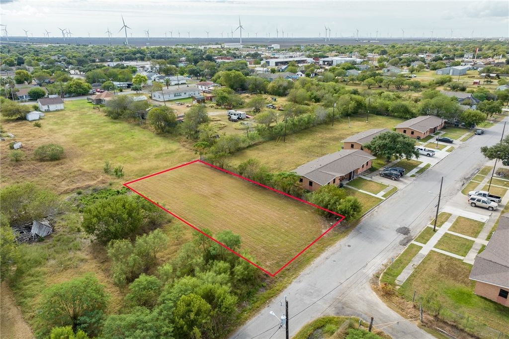 436 Industrial St, Taft, TX 78390 — photo 3