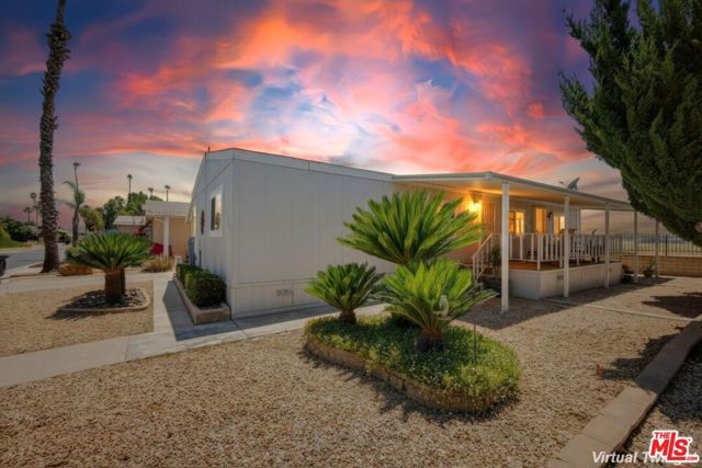 1536 S State Street 159, Hemet, CA 92543