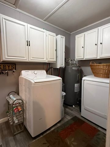 371 Brown Gap Cemetery Road, Trenton, GA 30752
