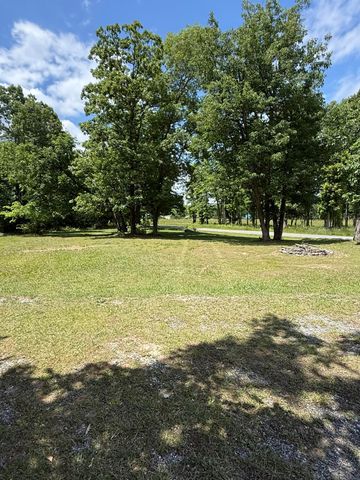 371 Brown Gap Cemetery Road, Trenton, GA 30752