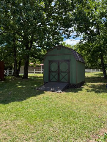 371 Brown Gap Cemetery Road, Trenton, GA 30752