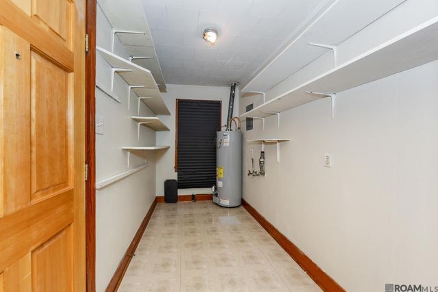 819 Ave F, Port Allen, LA 70767