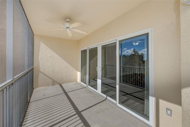 960 STARKEY ROAD 3302, Largo, FL 33771