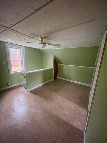 1406 Winona Road, New Hampton, NH 03256