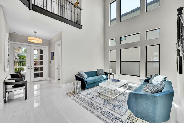 9081 Chauvet Way, Boca Raton, FL 33496