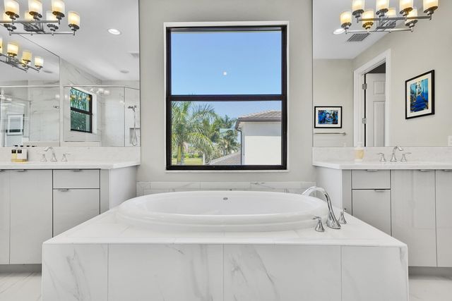 9081 Chauvet Way, Boca Raton, FL 33496