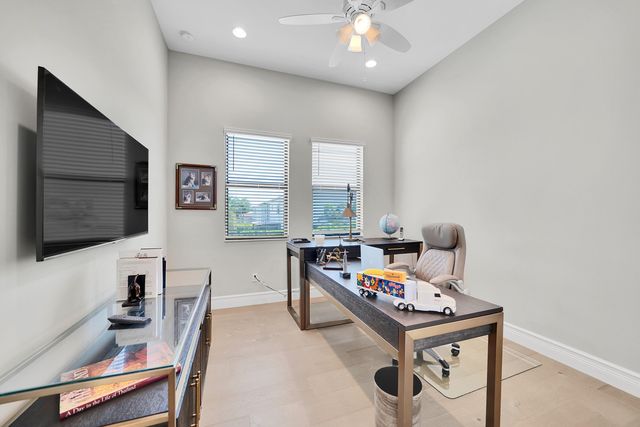 9081 Chauvet Way, Boca Raton, FL 33496