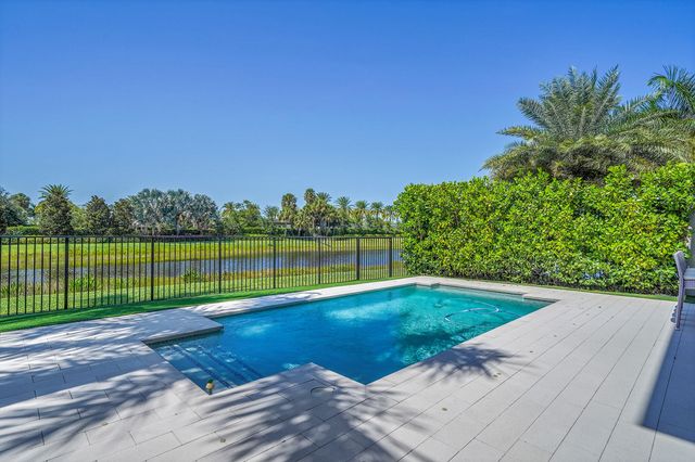 9081 Chauvet Way, Boca Raton, FL 33496