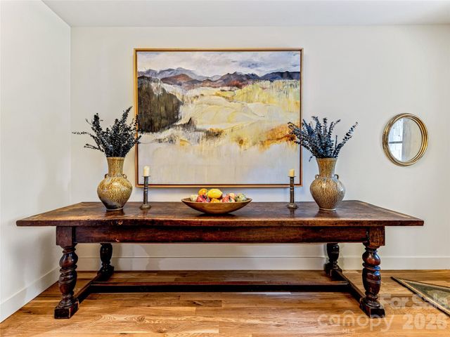 37 Ashe Park Circle, Asheville, NC 28806