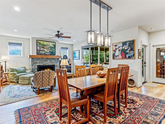 37 Ashe Park Circle, Asheville, NC 28806