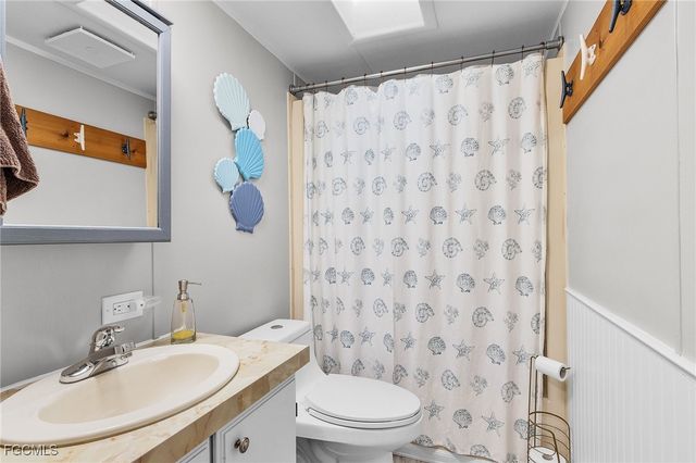 227 Shrub LN N, North Fort Myers, FL 33917