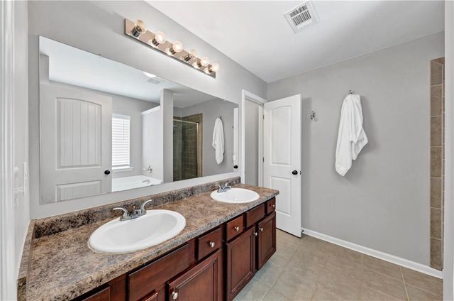 210 Creek View Lane, Acworth, GA 30102