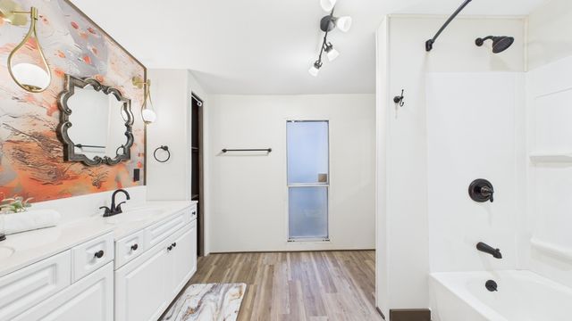 623 Barn Road, Bonneau, SC 29431