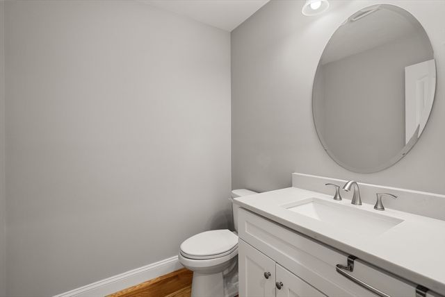 61 Valley St 1, Wakefield, MA 01880