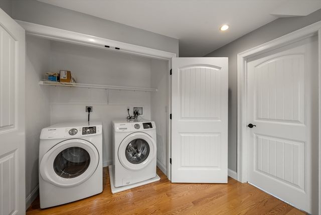 61 Valley St 1, Wakefield, MA 01880