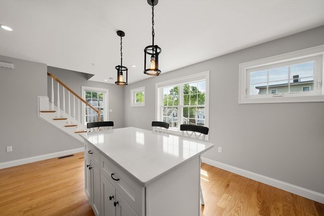61 Valley St 1, Wakefield, MA 01880
