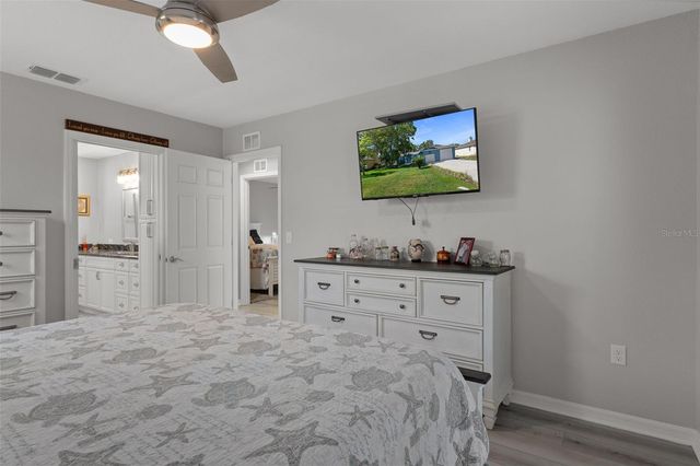 11430 W WATERWAY DRIVE, Homosassa, FL 34448