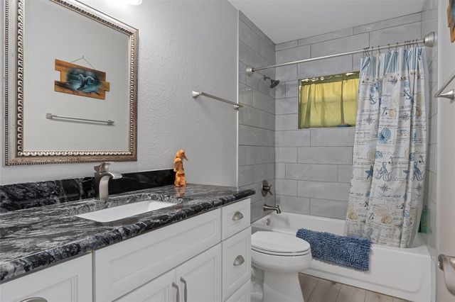 11430 W WATERWAY DRIVE, Homosassa, FL 34448