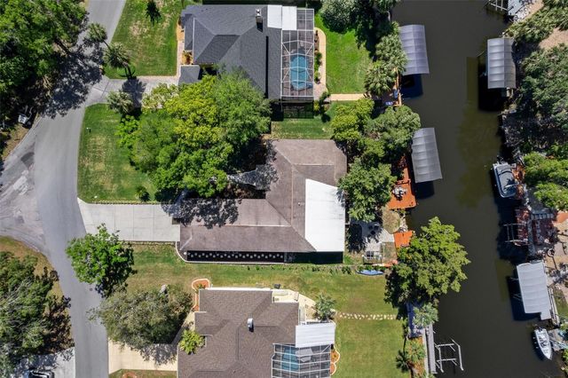 11430 W WATERWAY DRIVE, Homosassa, FL 34448