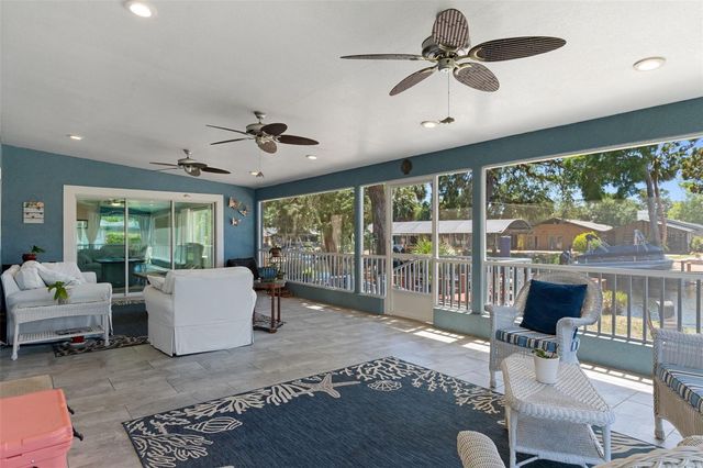 11430 W WATERWAY DRIVE, Homosassa, FL 34448