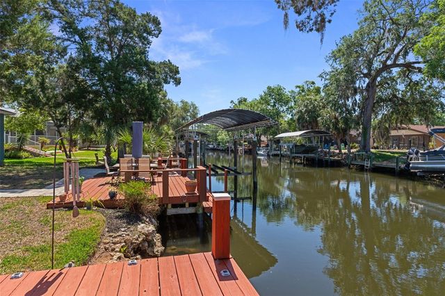 11430 W WATERWAY DRIVE, Homosassa, FL 34448