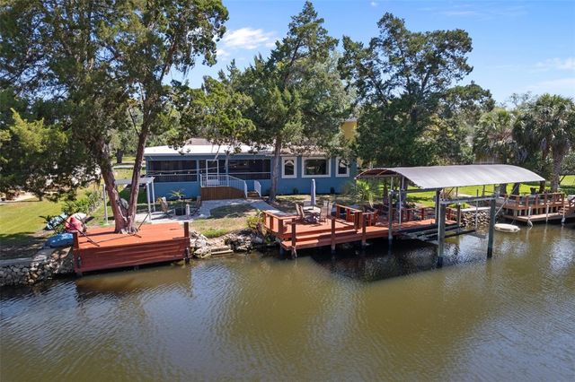 11430 W WATERWAY DRIVE, Homosassa, FL 34448