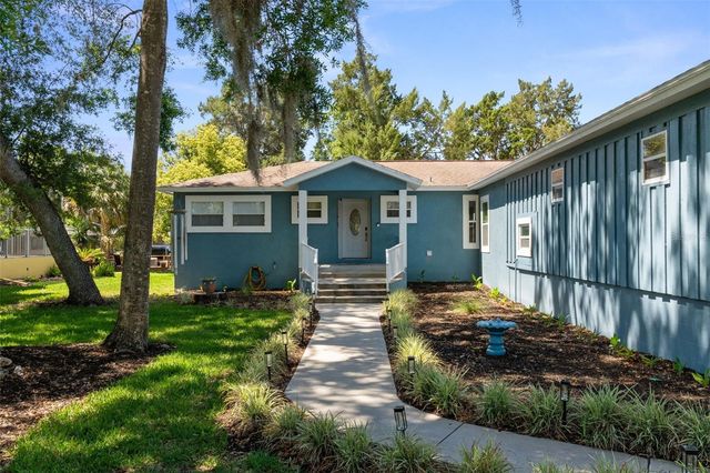 11430 W WATERWAY DRIVE, Homosassa, FL 34448