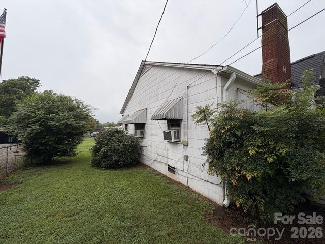 112 Rumple Street, Troutman, NC 28166
