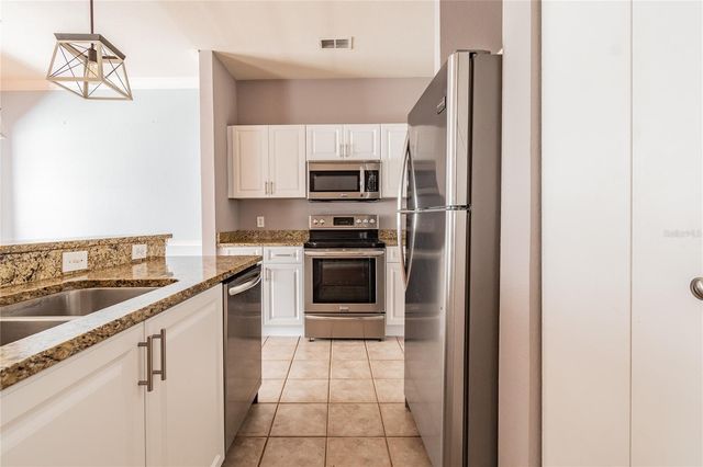 2265 PORTOFINO PLACE 21-212, Palm Harbor, FL 34683