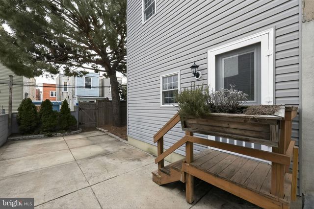 3067 ALMOND ST, Philadelphia, PA 19134