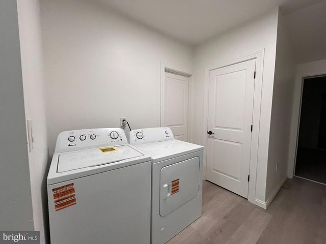 743 N 39TH ST, Philadelphia, PA 19104