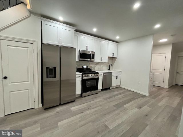 743 N 39TH ST, Philadelphia, PA 19104