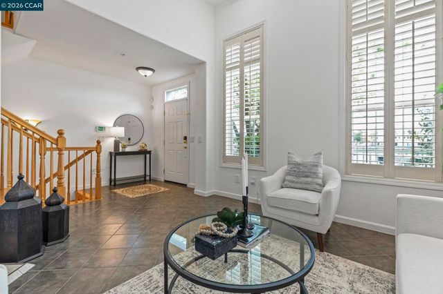 4483 Brannigan St, Dublin, CA 94568