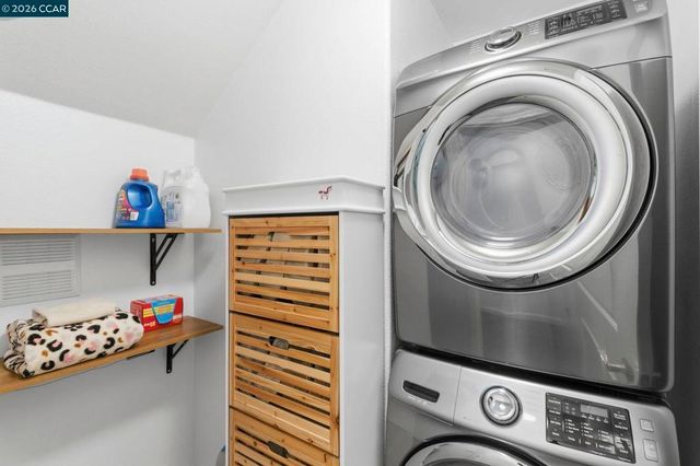 4483 Brannigan St, Dublin, CA 94568