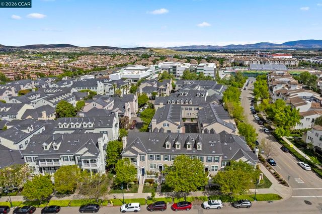 4483 Brannigan St, Dublin, CA 94568