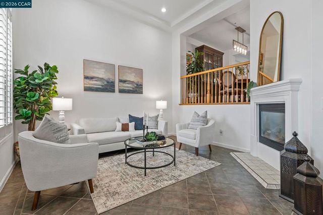 4483 Brannigan St, Dublin, CA 94568