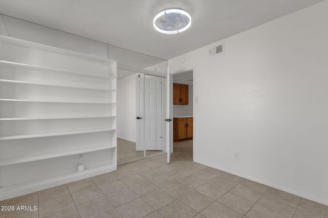 1370 N TAMARISK Drive, Chandler, AZ 85224