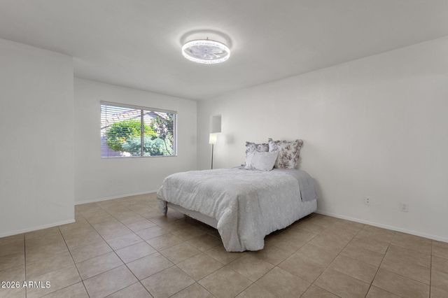 1370 N TAMARISK Drive, Chandler, AZ 85224