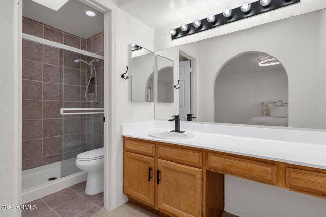 1370 N TAMARISK Drive, Chandler, AZ 85224