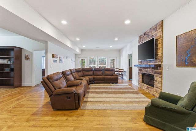 119 PERKINS POINTE, Columbiana, AL 35051