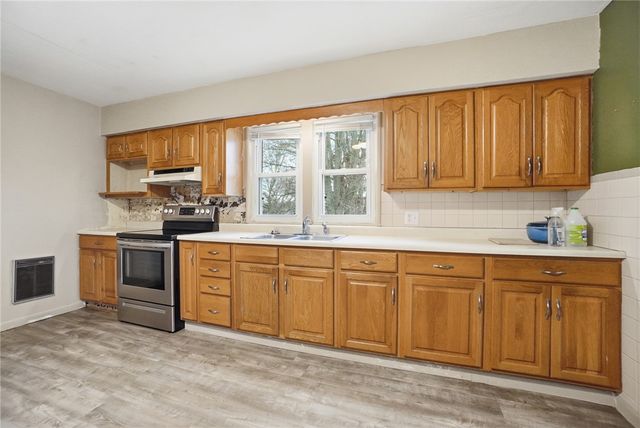 1305 Edwards Drive, Tipp City, OH 45371