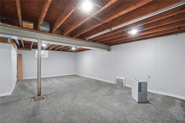 1305 Edwards Drive, Tipp City, OH 45371