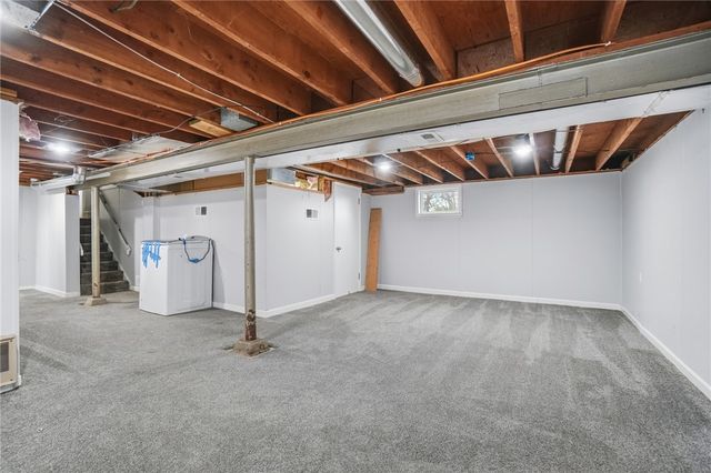 1305 Edwards Drive, Tipp City, OH 45371