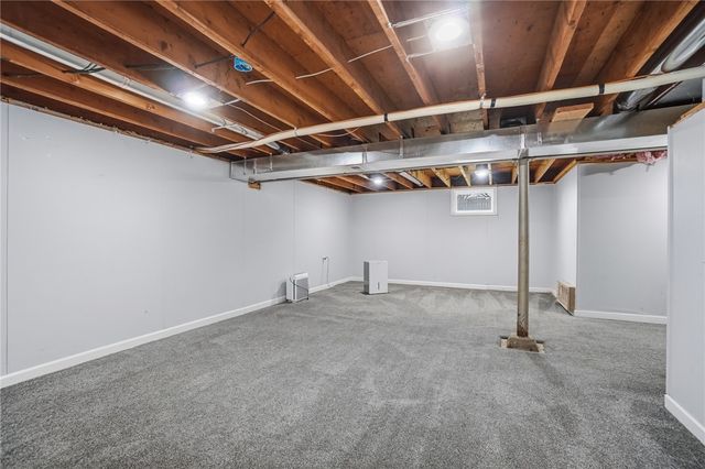 1305 Edwards Drive, Tipp City, OH 45371