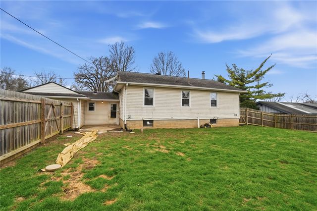 1305 Edwards Drive, Tipp City, OH 45371