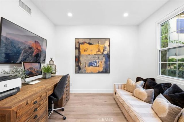 42 Gardenpath, Irvine, CA 92603