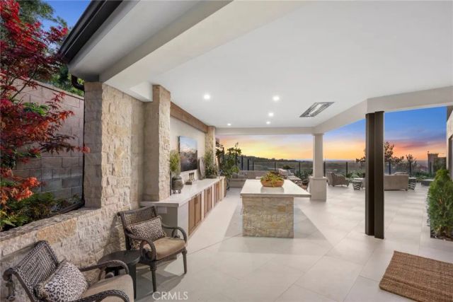 42 Gardenpath, Irvine, CA 92603