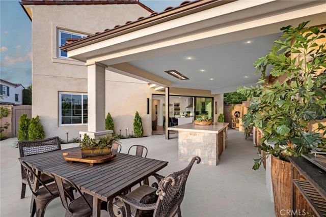 42 Gardenpath, Irvine, CA 92603