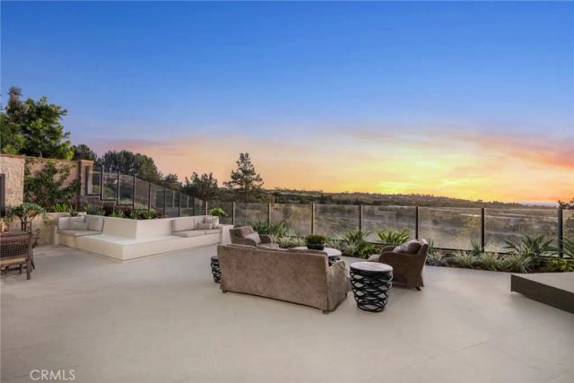 42 Gardenpath, Irvine, CA 92603
